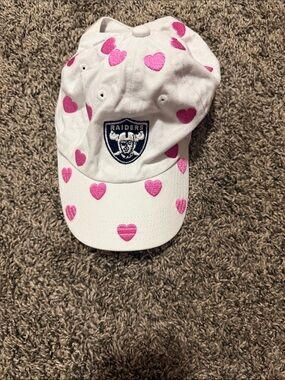 Riders by Lee White Cap with Pink Heart Embroidery - Kids